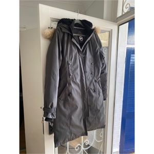 Canada goose Victoria Parka, size S